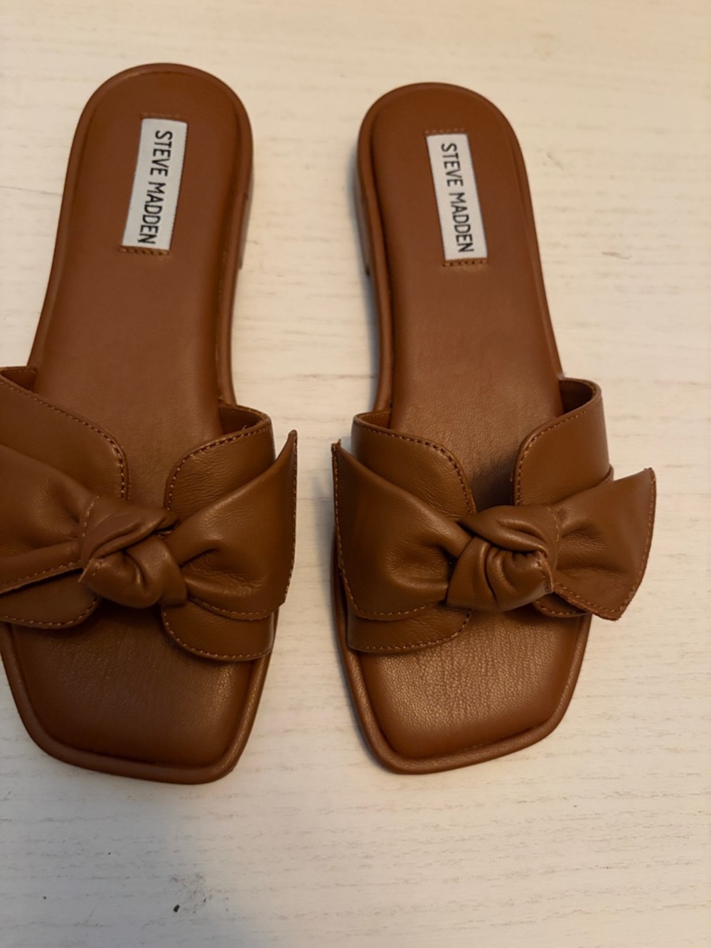Steve Madden Tan Bow Slip-On Mules